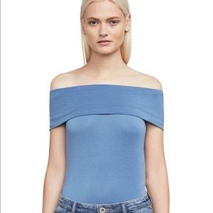 BCBGMaxAzria Myla Off Shoulder Top - Color: CELESTBLUE - LARGE